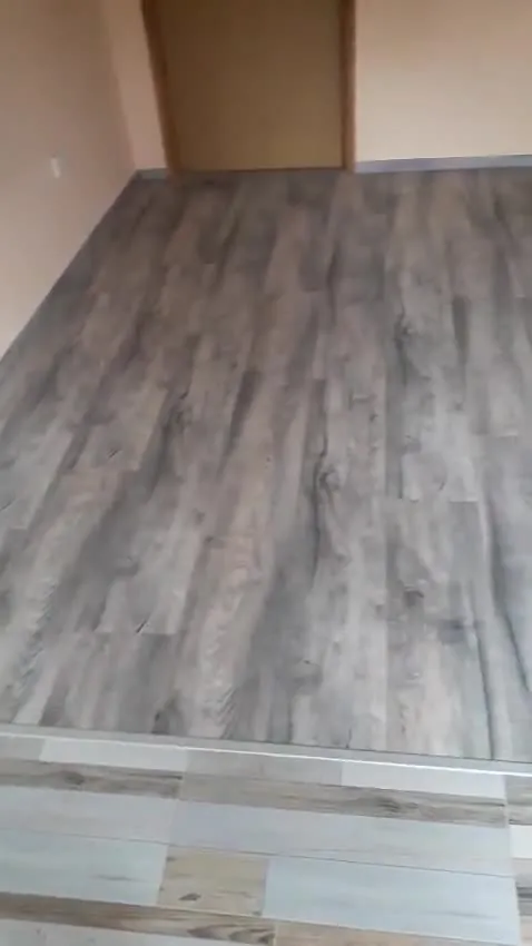 Pod u stanu, prvi kadar videa